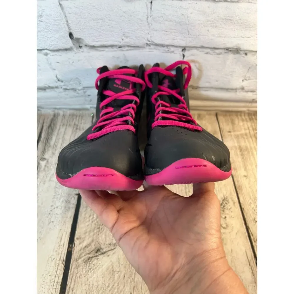 UNDER ARMOUR Unisex Youth Jet Black Basketball Mid-High Sneakers / Size: 4Y